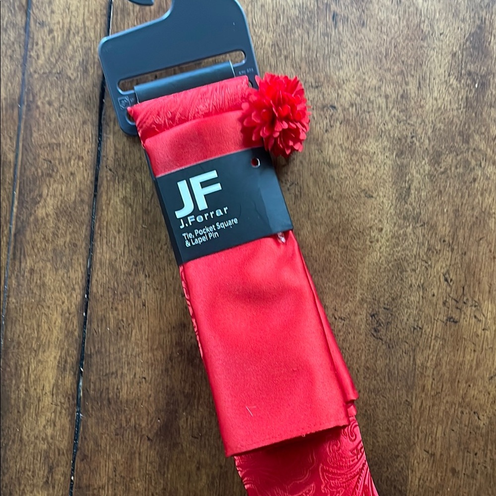 J. Ferrar Red Pocket Square & Lapel Pin